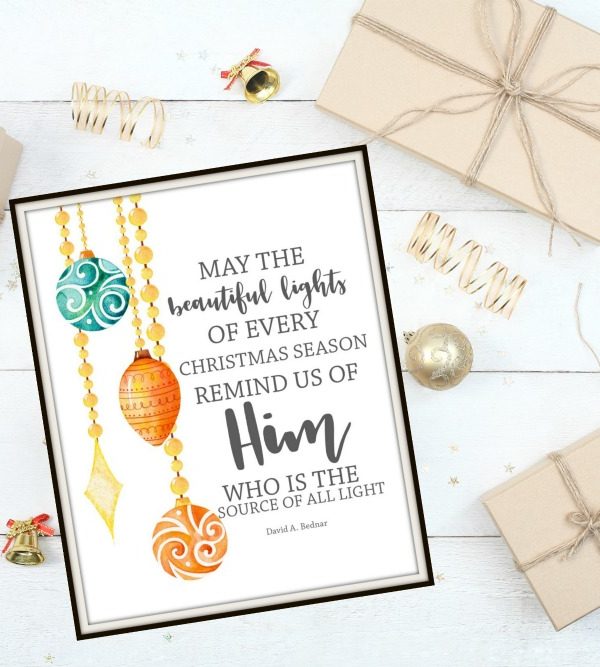 Free Christmas Printable: Lights of Christmas Remind us of Him | blowingawayoutwest.com - Beautiful Free Printable: David A Bednar quote. #christmasprintable #freechristmasprintable #davidabednarquote #thelightsatchristmas #christprintable