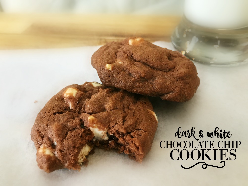 Dark & White Chocolate Chip Cookies | blowingawayoutwest.com - Dark & White Chocolate Chip Cookie Recipe #chocolatechipcookies #darkchocolatecookies #cookierecipe #whitechocolatecookies #12daysofChristmas