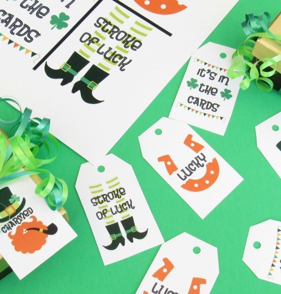 Free St Patrick's Day Printables and Gift Tags: Charming St Patrick's Day Printables | blowingawayoutwest.com - Lucky and Charmed Gift Tags and Printables. #stpatricksdayprintable #freesprintable #freestpatricksdayprintable #freeluckygifttags #gifttagstoprint