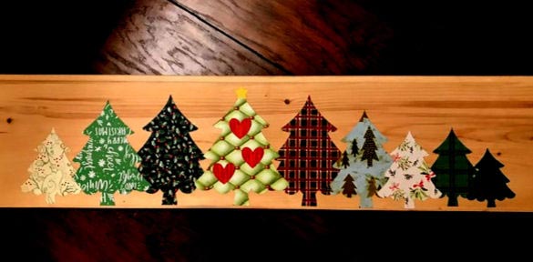 Christmas Tree Lane Christmas Sign Cricut Project | blowingawayoutwest.com - Christmas Trees Sign for Cricut #christmastreessign #christmastreesign #christmastreelane #christmascricut #christmassignproject #12daysofChristmas #deckthehome #deckthehomebloghop #christmassigns #christmassign