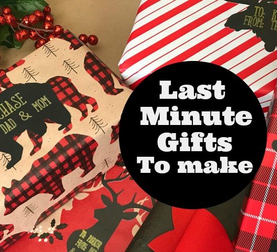 Last Minute Gift Ideas To Make | blowingawayoutwest.com - These easy handmade gifts are fast and festive! #giftsforher #giftsforhim #diygiftsforher #giftsforwomen #lastminutegift #diychristmasgifts #diychristmasgiftsforher #giftsforgirls #giftsformen #handmadegifts