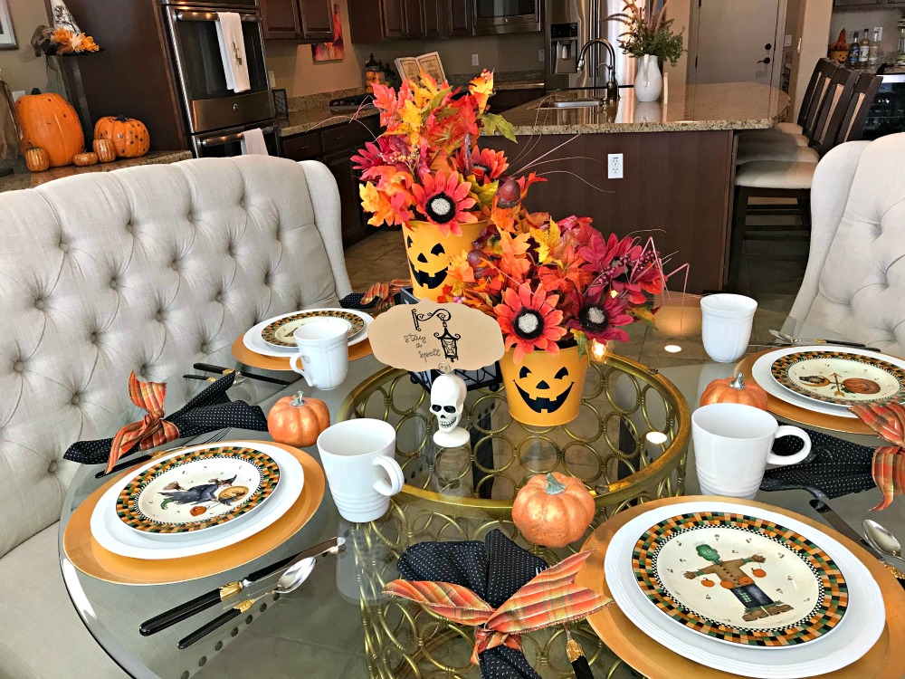 Great Halloween Tablescapes