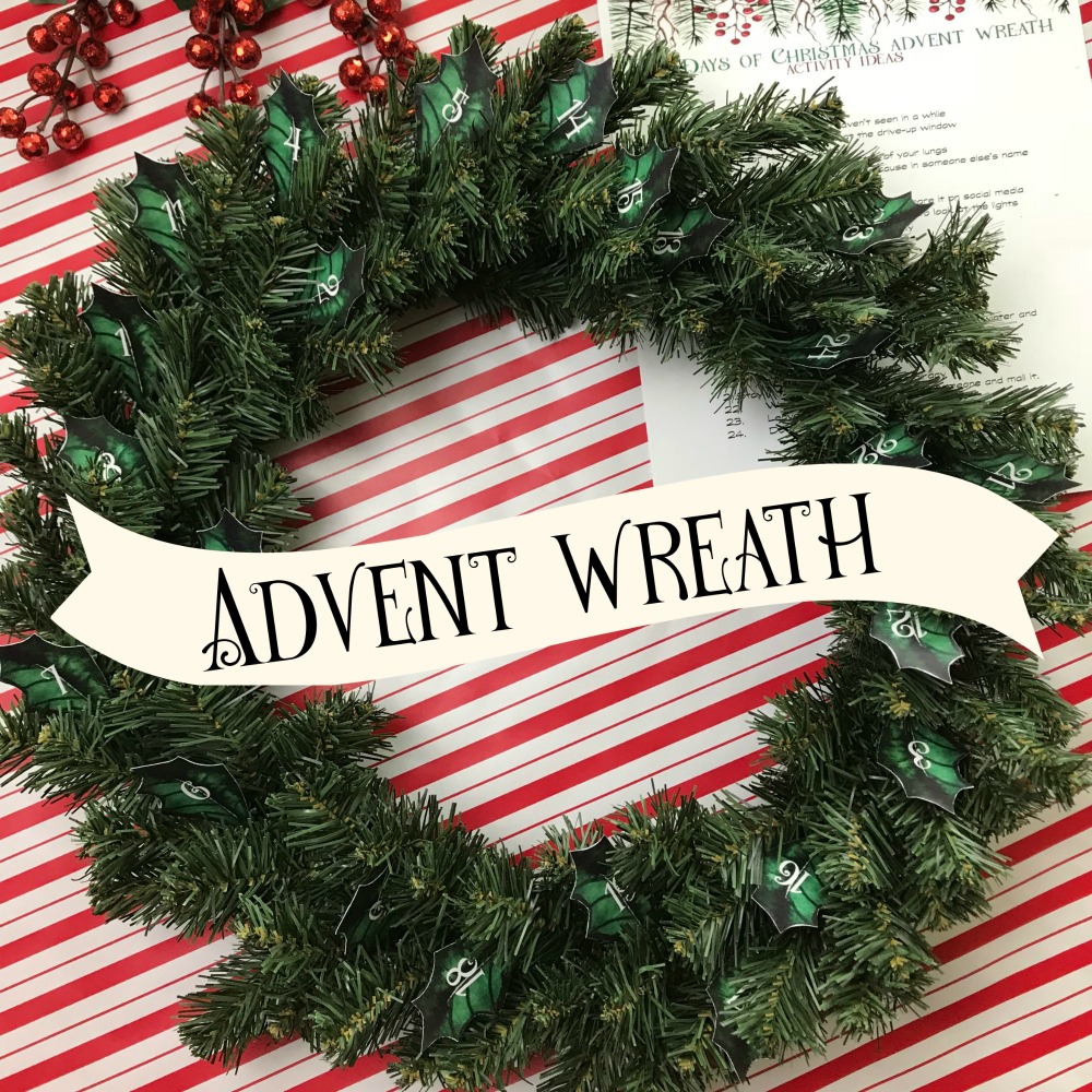 Christmas Advent Calendar Wreath | blowingawayoutwest.com - DIY Christmas Advent Calendar Wreath with Free Project Printables #adventcalendar #christmaswreath #adventcalendarwreath #freechristmasprintable #diywreath #12daysofChristmas