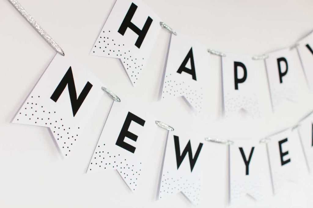 No Stress New Year's Eve Party Projects: Easy projects and a plan to order a New Year's Eve party in a box | blowingawayoutwest.com - Easy Cricut and craft projects for your New Year's Eve Party, complete with shopping lists. #newyearseveparty #cricutproject #partyprojects #newyearseve #freeinvitations