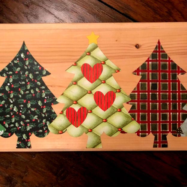 Christmas Tree Lane Christmas Sign Cricut Project | blowingawayoutwest.com - Christmas Trees Sign for Cricut #christmastreessign #christmastreesign #christmastreelane #christmascricut #christmassignproject #12daysofChristmas #deckthehome #deckthehomebloghop #christmassigns #christmassign